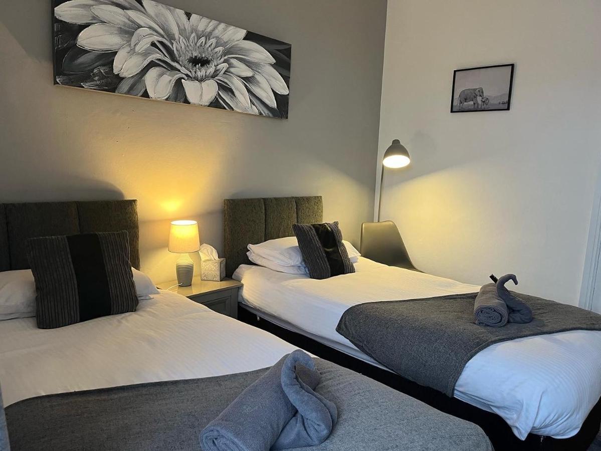 The Swan Hotel Kington  Eksteriør billede