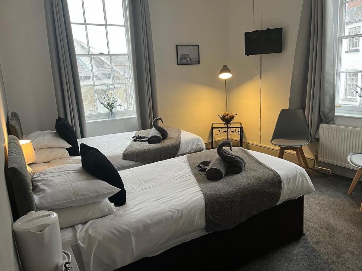 The Swan Hotel Kington  Eksteriør billede